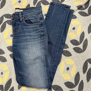 J Brand skinny leg jeans in "songbird," size 23. Medium wash. Spring, tween